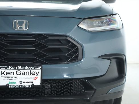 Used 2023 Honda HR-V Sport image 7