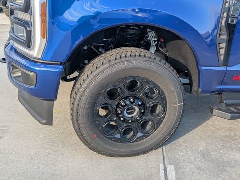 New 2026 Ford F250 Lariat w/ Black Appearance Package AWD/4WD image 5