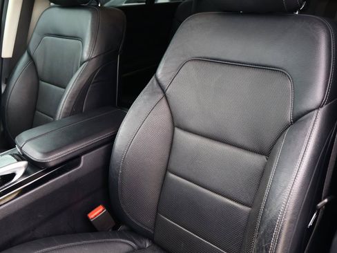 Used 2018 Mercedes-Benz GLS 550 4MATIC image 14