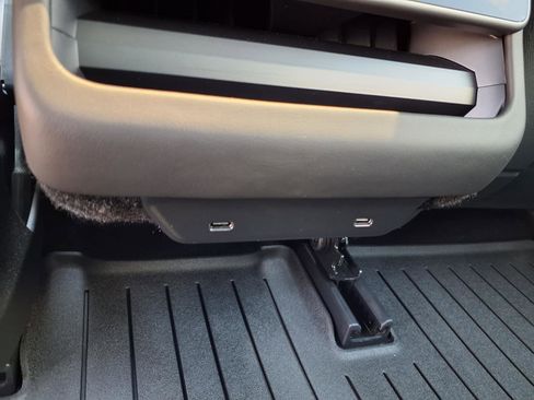 Used 2025 Tesla Model 3 RWD image 26