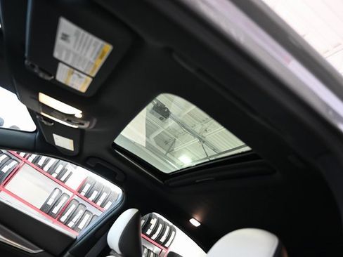 Used 2023 INFINITI QX55 Luxe w/ Cargo Package image 23