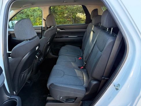 Used 2022 Hyundai Palisade SE w/ Cargo Package image 7