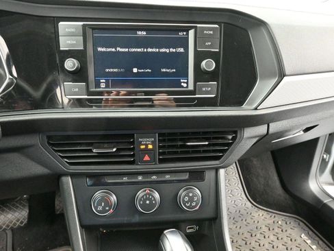 Used 2019 Volkswagen Jetta S image 20