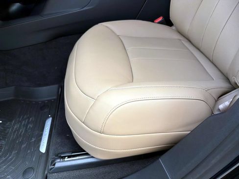 New 2026 Land Rover Range Rover Sport SE AWD/4WD image 17