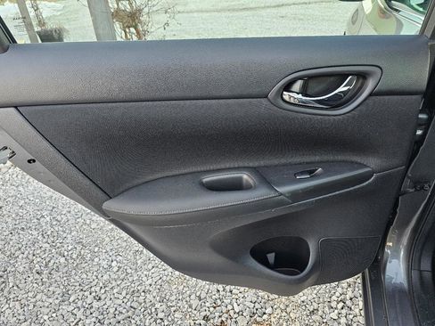 Used 2019 Nissan Sentra S w/ Appearance Package image 17