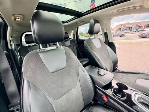Used 2015 Ford Edge Sport w/ Equipment Group 401A AWD/4WD image 32