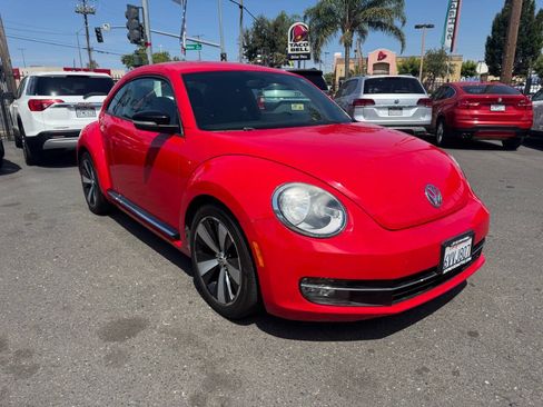 Used 2012 Volkswagen Beetle Turbo FWD image 2