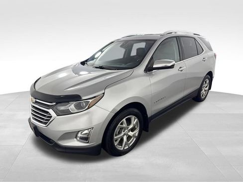 Used 2018 Chevrolet Equinox Premier AWD/4WD image 3