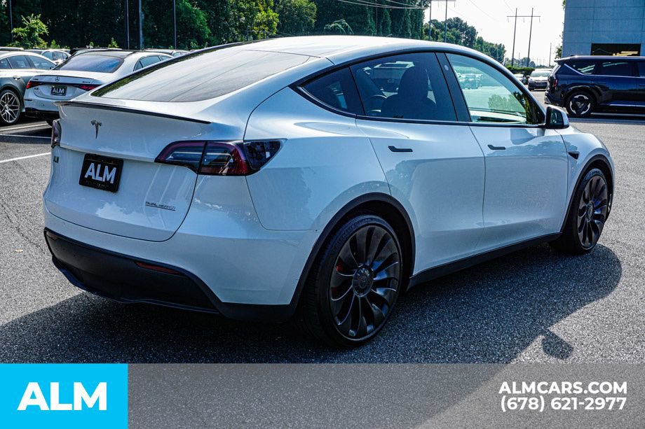 Used 2023 Tesla Model Y Performance AWD/4WD image 5