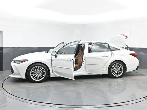 Used 2020 Toyota Avalon Limited w/ Advanced Safety Package image 53