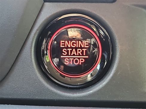 New 2025 Honda Pilot EX-L image 16