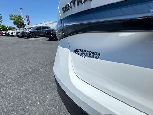 Used 2026 Nissan Sentra SV w/ SV Convenience Package FWD image 34
