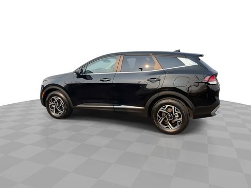 Used 2024 Kia Sportage LX AWD/4WD image 5