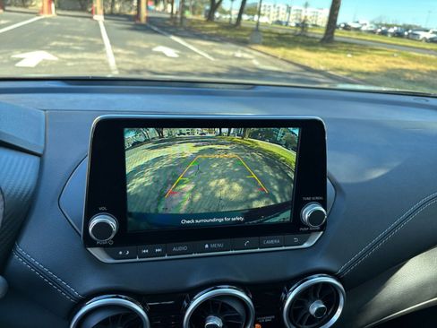 Used 2025 Nissan Sentra SV image 20