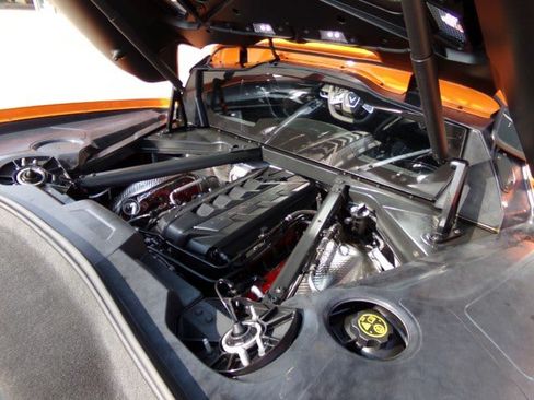 Used 2024 Chevrolet Corvette Stingray Premium Cpe w/ Z51 Performance Package RWD image 13
