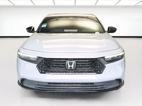 Used 2024 Honda Accord Sport image 2