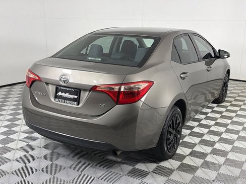 Used 2019 Toyota Corolla LE image 5