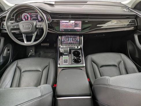 Used 2023 Audi Q8 Premium Plus image 20