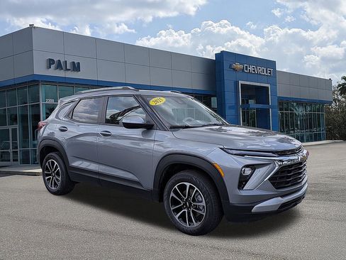 Certified 2025 Chevrolet TrailBlazer LT AWD/4WD image 1