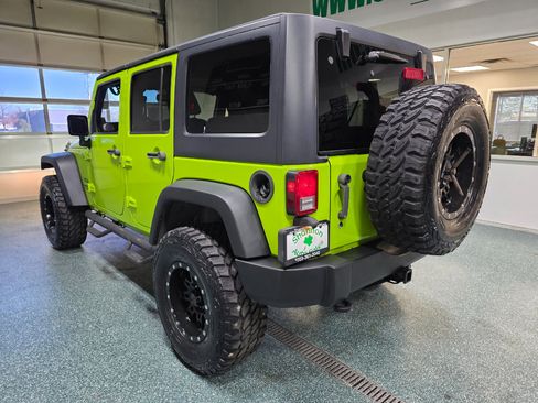 Used 2013 Jeep Wrangler Unlimited Sport image 9