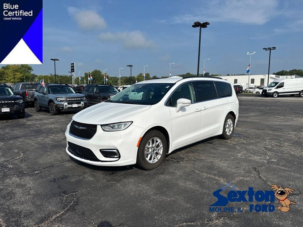 Used 2022 Chrysler Pacifica Touring-L FWD image 1