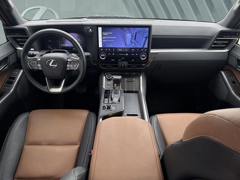 Certified 2025 Lexus GX 550 AWD/4WD image 13