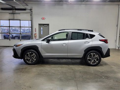 Certified 2025 Subaru Crosstrek 2.0i Premium image 9