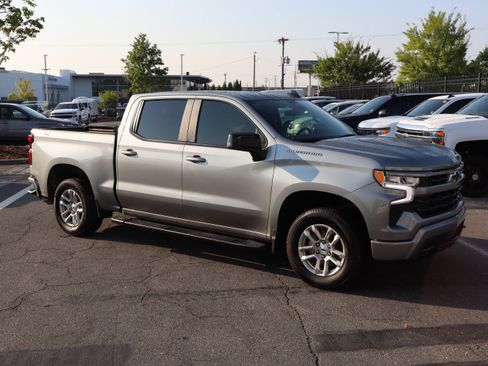 Used 2024 Chevrolet Silverado 1500 RST w/ Convenience Package II AWD/4WD image 2