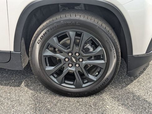 Used 2021 Chevrolet Traverse RS FWD image 10