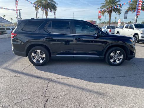 Used 2024 Honda Pilot EX-L image 4