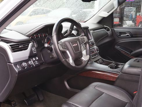Used 2015 GMC Yukon SLT w/ Open Road Package image 10
