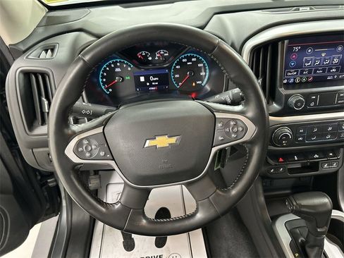 Used 2020 Chevrolet Colorado LT w/ Luxury Package image 4