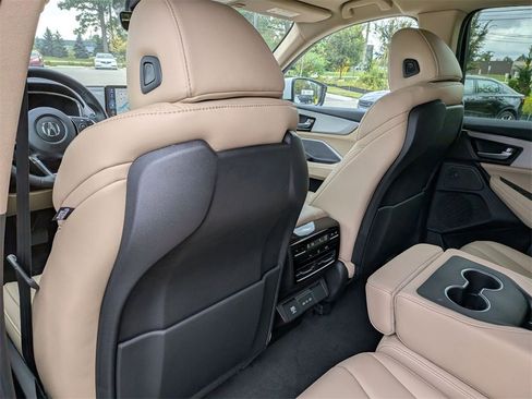 New 2026 Acura MDX SH-AWD image 27