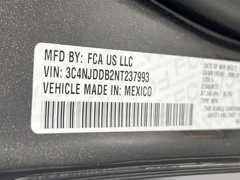 Used 2022 Jeep Compass Trailhawk w/ Trailhawk Elite Group image 31