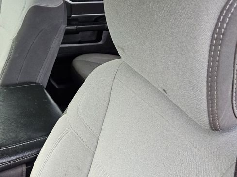 Used 2024 RAM 3500 Big Horn image 33