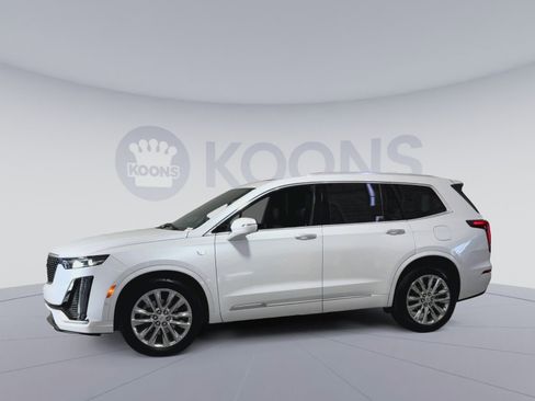 Used 2024 Cadillac XT6 Premium Luxury w/ Technology Package image 7