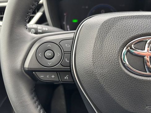 Used 2023 Toyota Corolla XLE image 18