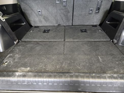 Used 2021 Toyota 4Runner SR5 Premium image 30