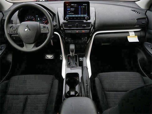 New 2026 Mitsubishi Eclipse Cross ES image 7