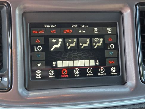 Used 2022 Dodge Challenger SXT RWD image 29
