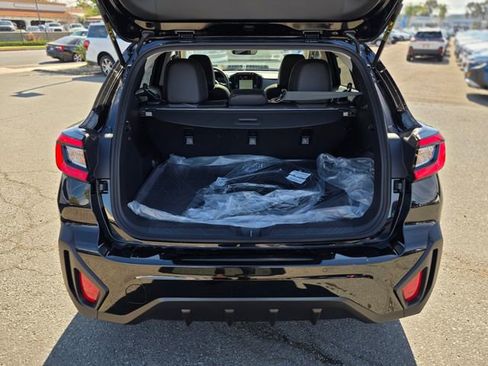New 2026 Subaru Crosstrek 2.5i Limited w/ Crosstrek Mirror Package AWD/4WD image 10