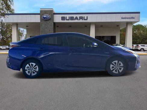 Used 2017 Toyota Prius Four w/ Advanced Technology Package FWD image 6