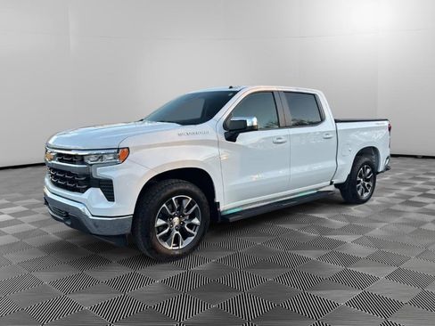 Used 2024 Chevrolet Silverado 1500 LT image 1