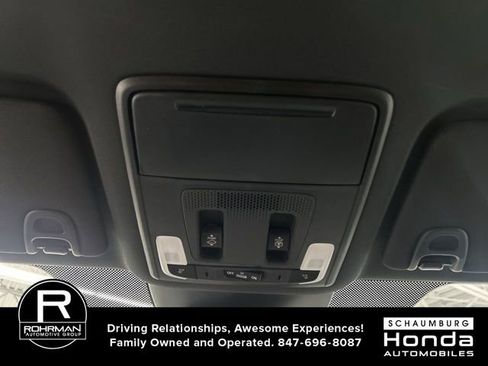 Certified 2025 Honda Pilot Black Edition image 10