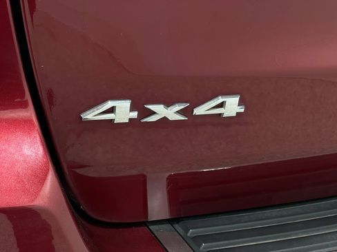 Used 2015 Jeep Grand Cherokee Overland AWD/4WD image 40