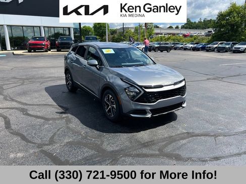 Certified 2023 Kia Sportage EX FWD image 7