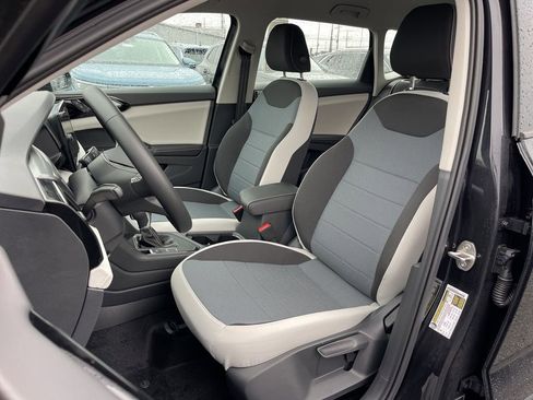 New 2026 Volkswagen Taos S image 15