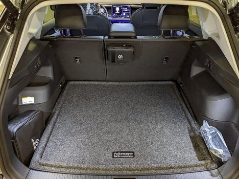 New 2026 Volkswagen Tiguan SE image 25