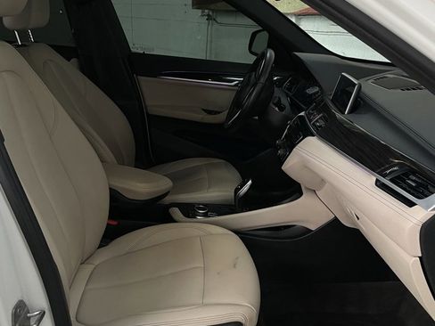 Used 2020 BMW X1 sDrive28i w/ Convenience Package image 14