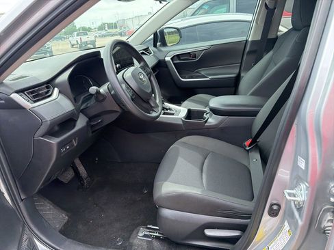 Used 2024 Toyota RAV4 LE FWD image 10